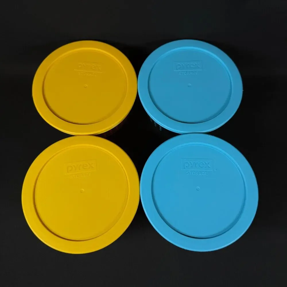 Lot of 4 Pyrex Mickey Mouse Disney Storage Bowls w lid Set Vintage 6